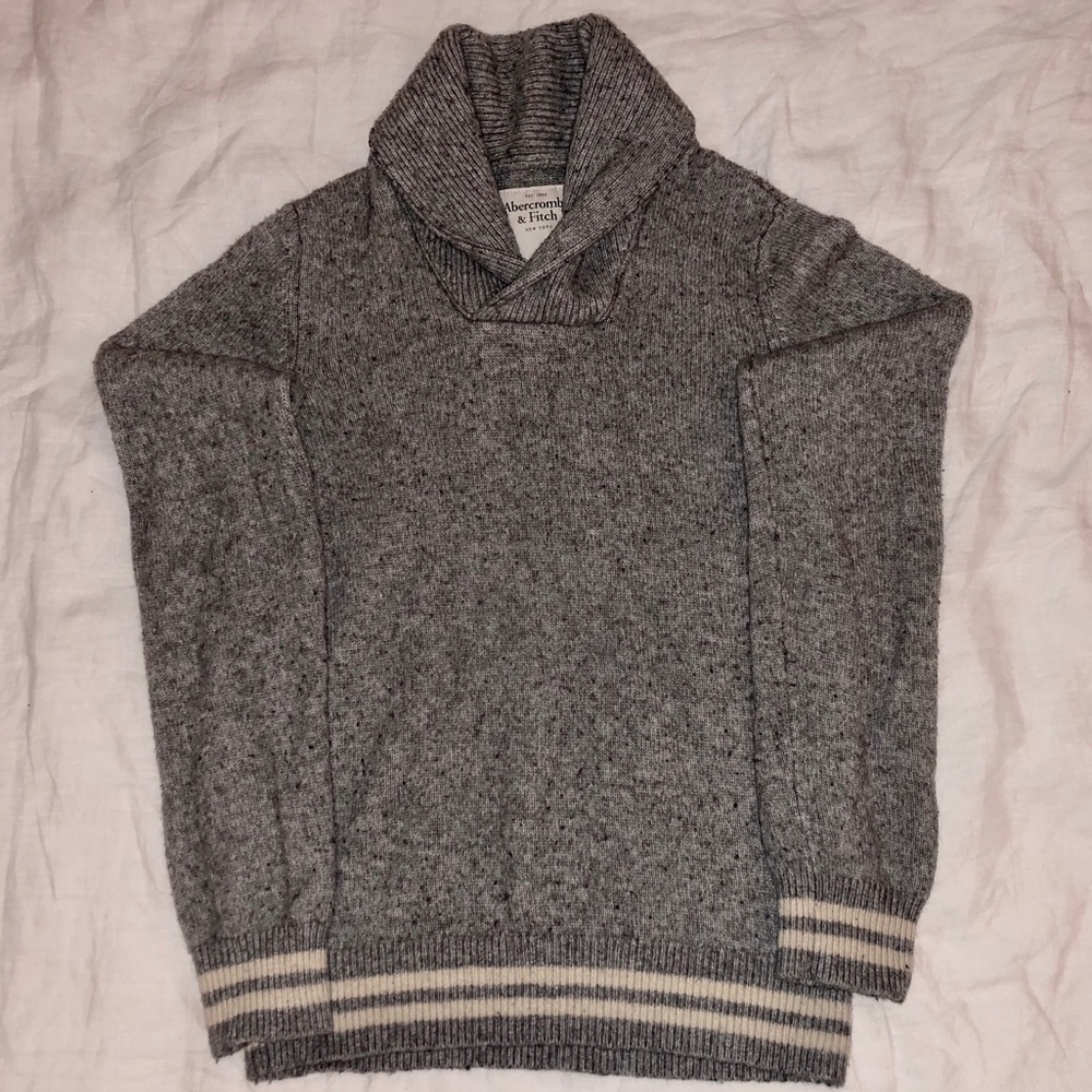 Abercrombie & Fitch Sweater